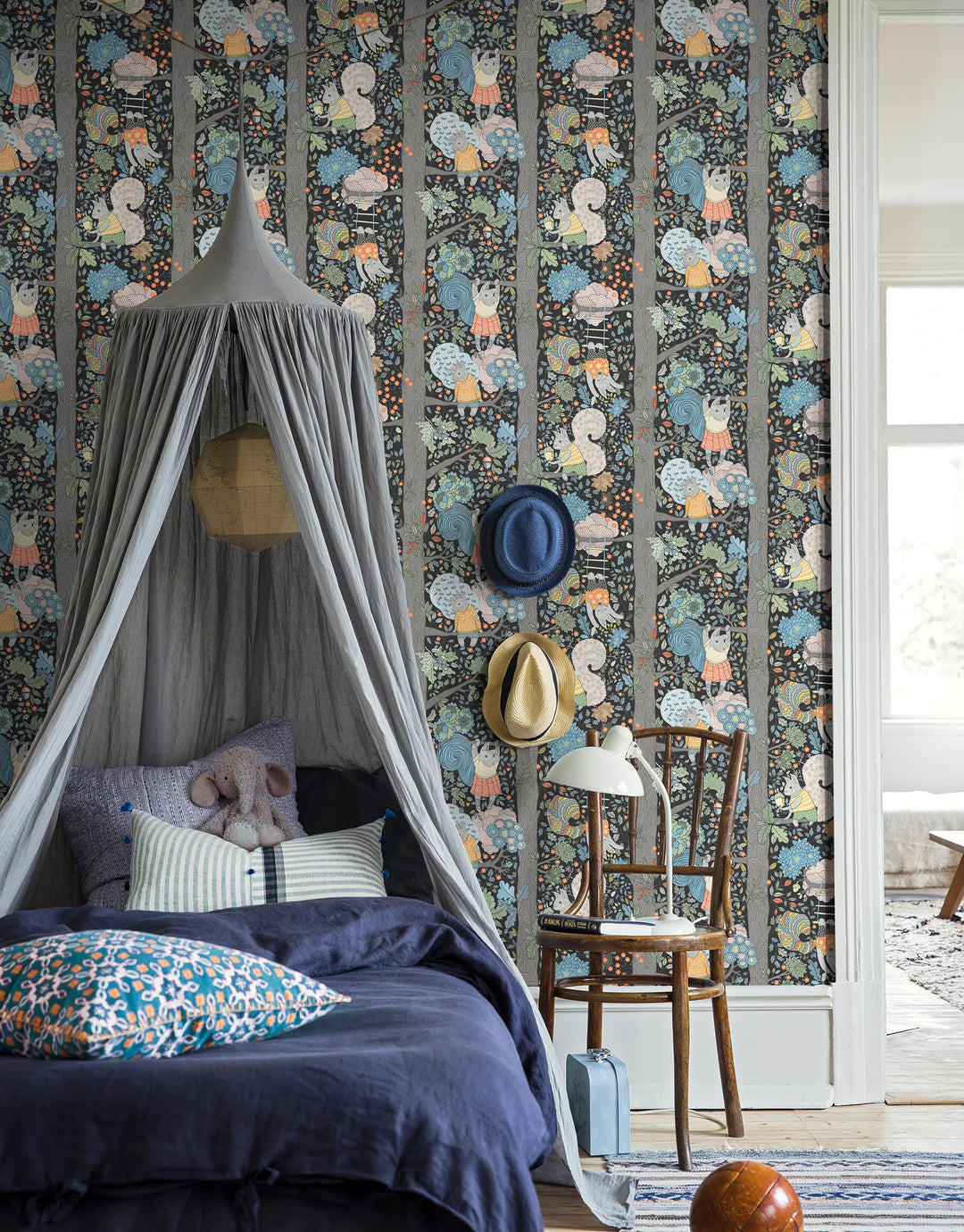 Tapete Skogis Anthrazit